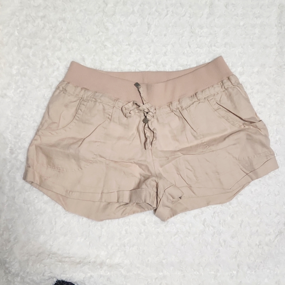 Women shorts